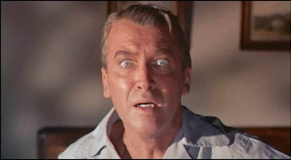 Bild på skådespelaren James Stewart i Alfred Hitchcock-filmen "Fönstret åt gården".